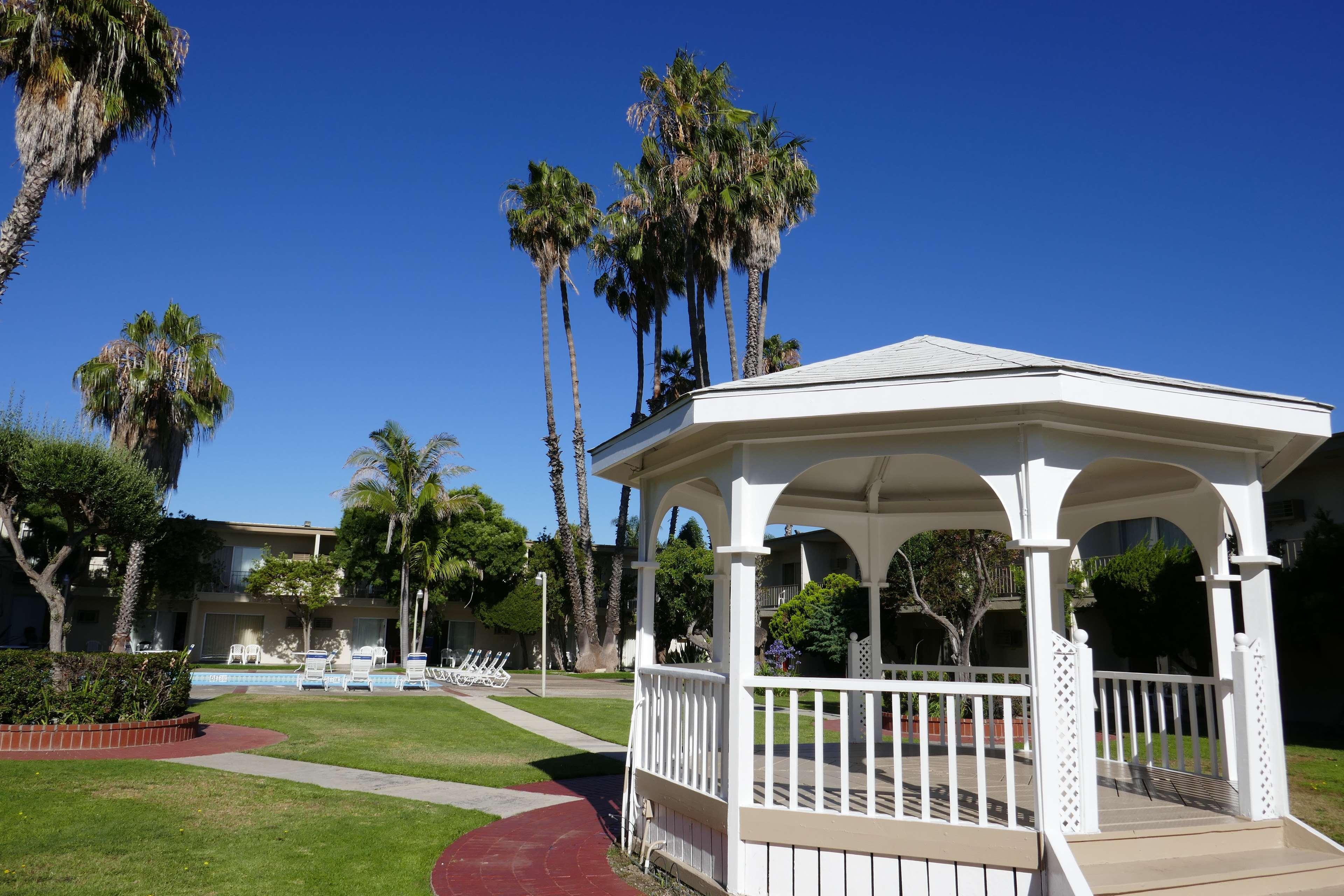 Best Western Golden Sails Hotel Long Beach Exteriör bild