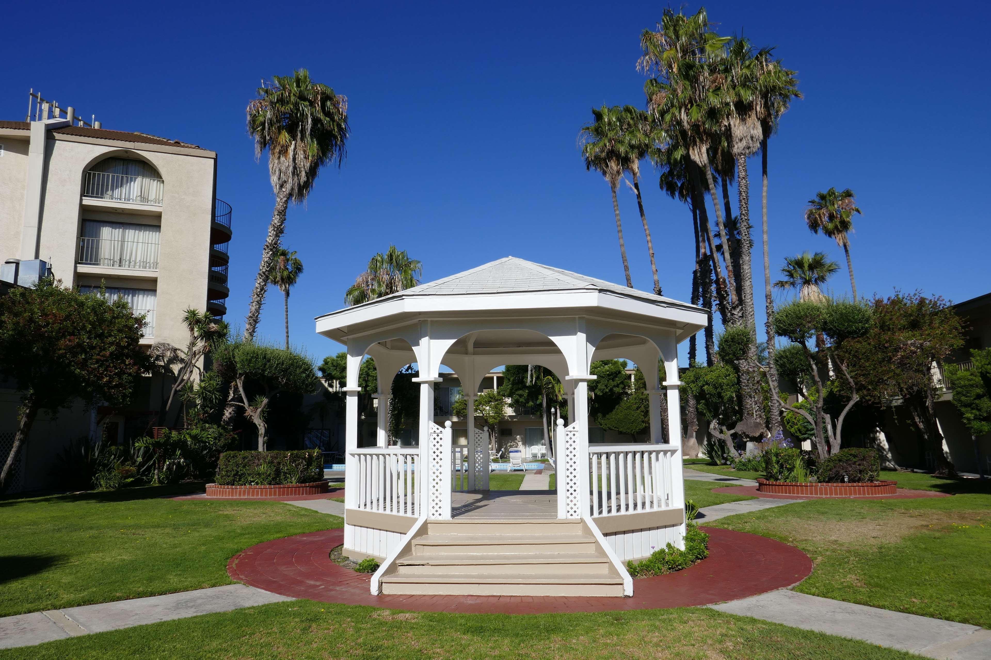 Best Western Golden Sails Hotel Long Beach Exteriör bild