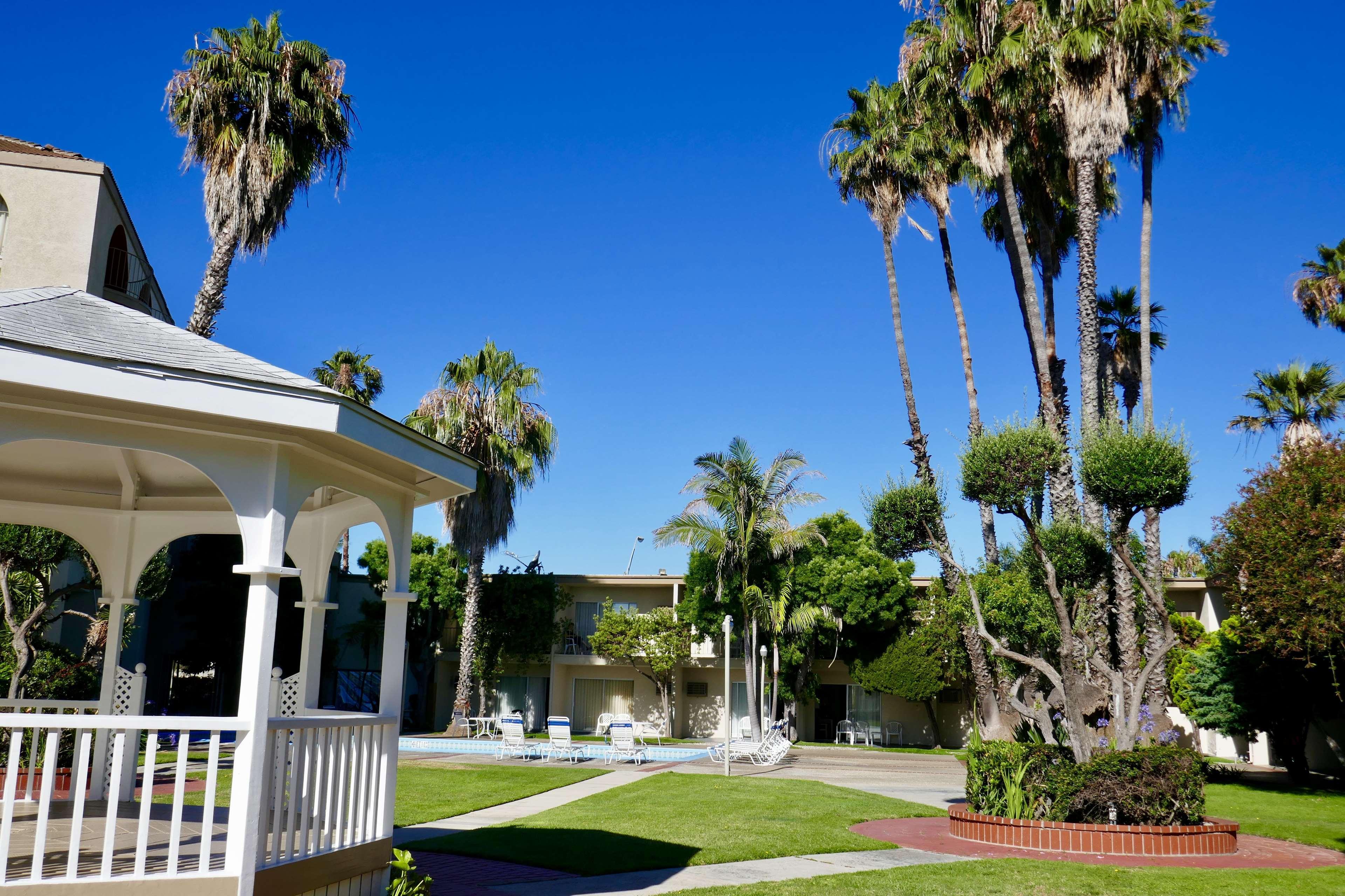 Best Western Golden Sails Hotel Long Beach Exteriör bild