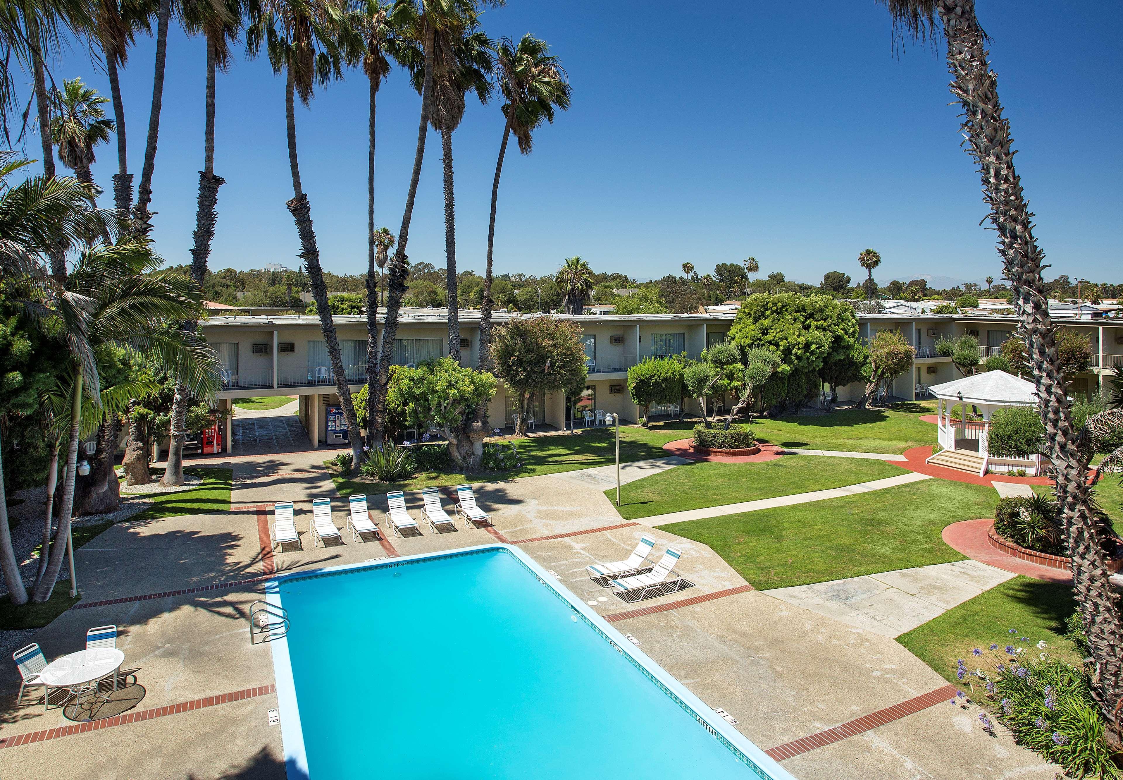 Best Western Golden Sails Hotel Long Beach Exteriör bild